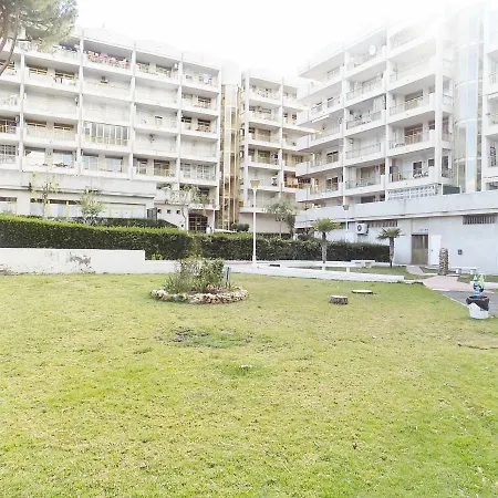Apartsalou Lea
