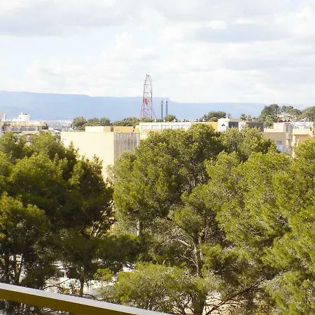 Apartsalou Lea