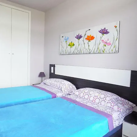 Apartsalou Lea *