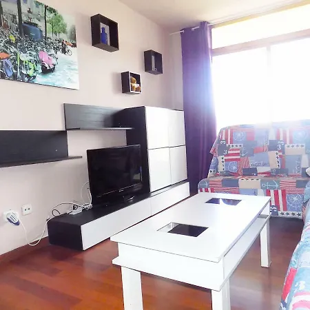 Apartsalou Lea *